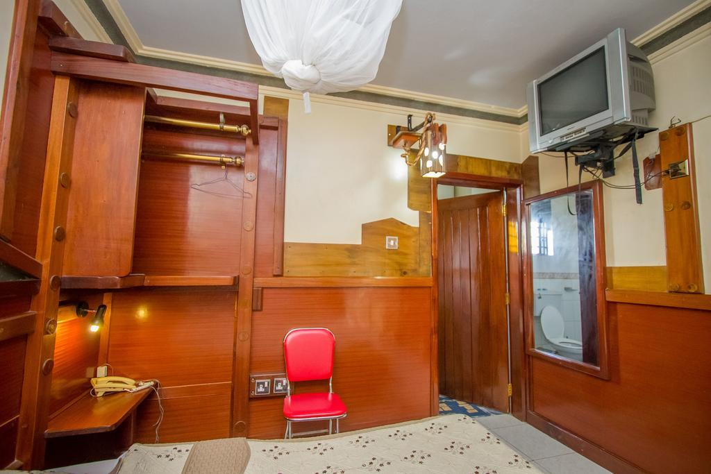 Grand Holiday International Hotel Mbarara Ngoại thất bức ảnh